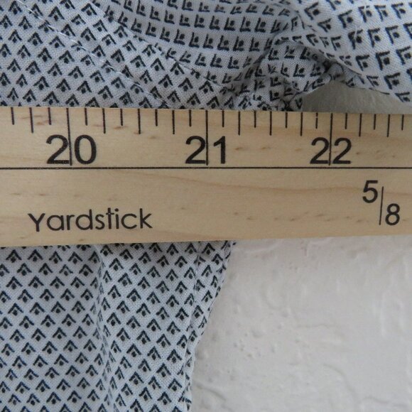 Express* Men's Short Sleeve Button Down Curved Hem BOHO Shirt~ Size Medium - Picture 7 of 10